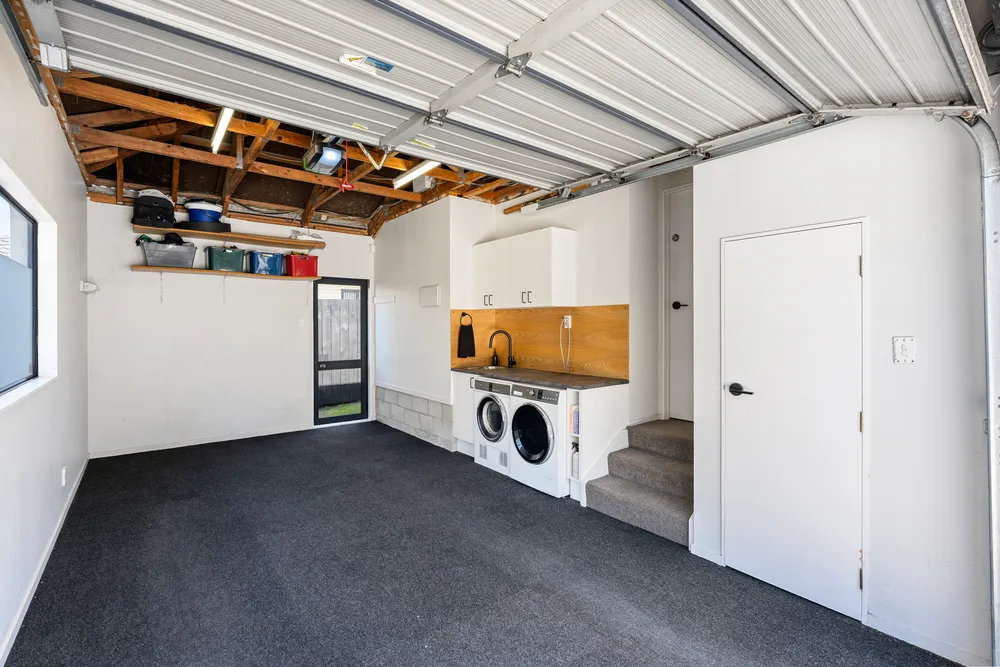 Photos of 11A Waddell Avenue