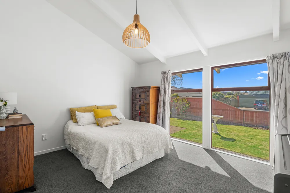 Photos of 27 Withells Road
