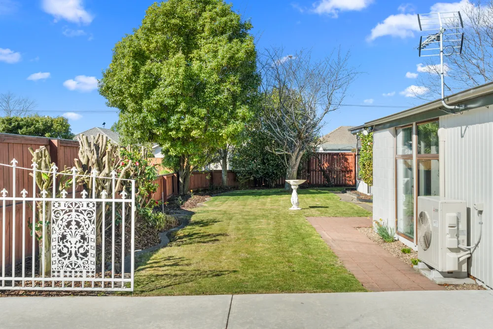 Photos of 27 Withells Road