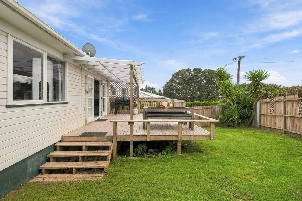 Photos of 45 Kia Ora Road
