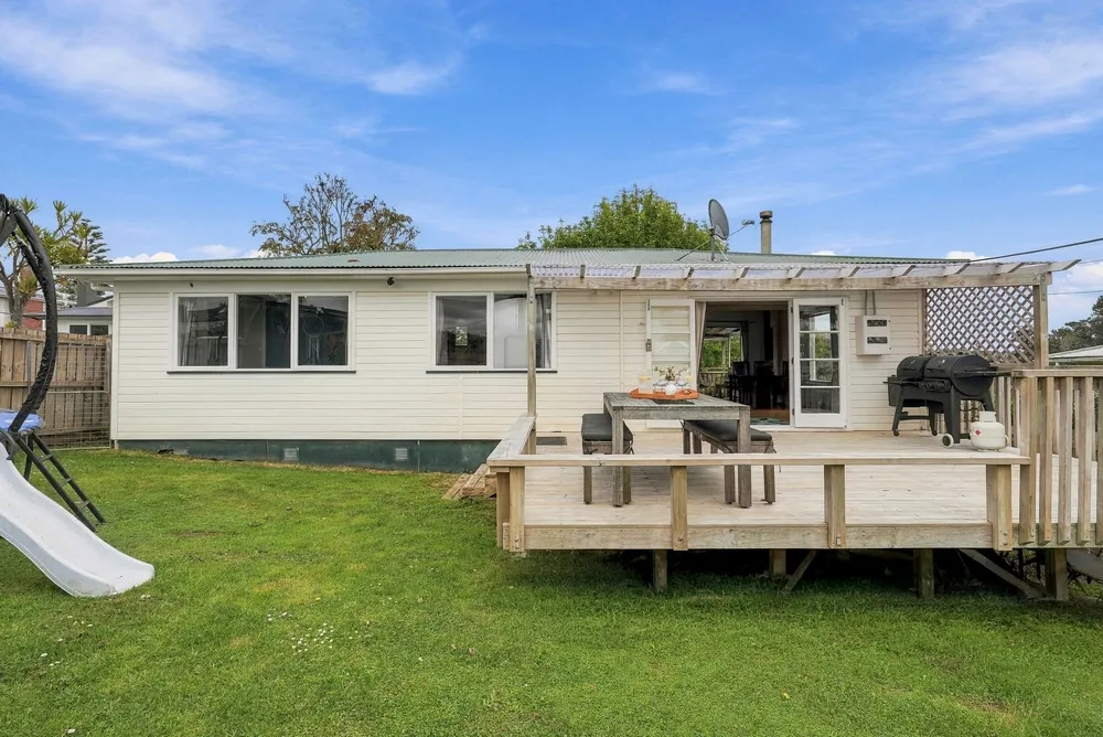 Photos of 45 Kia Ora Road