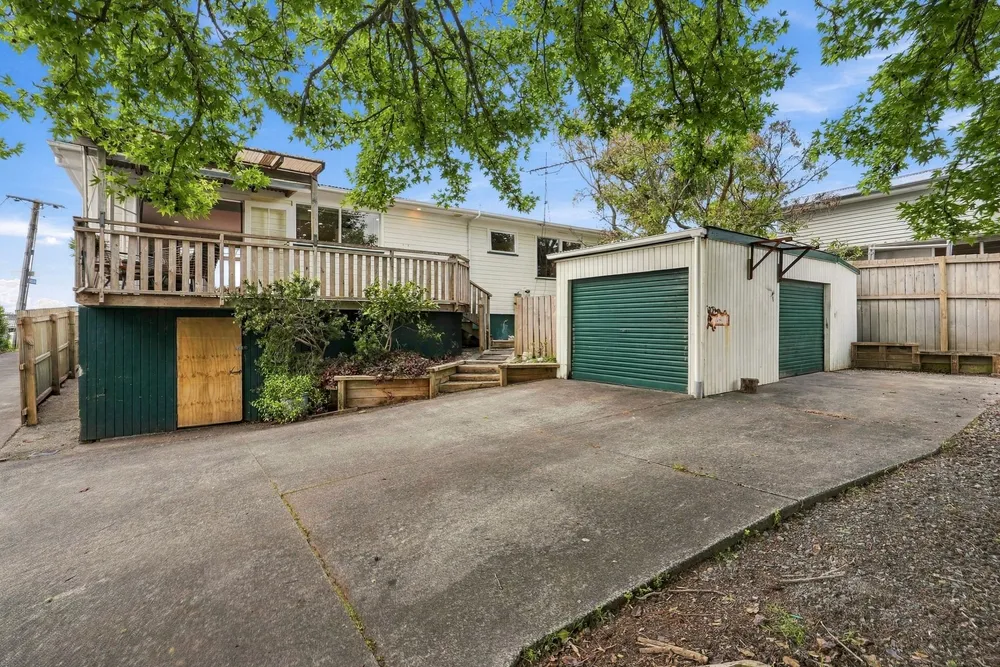 Photos of 45 Kia Ora Road
