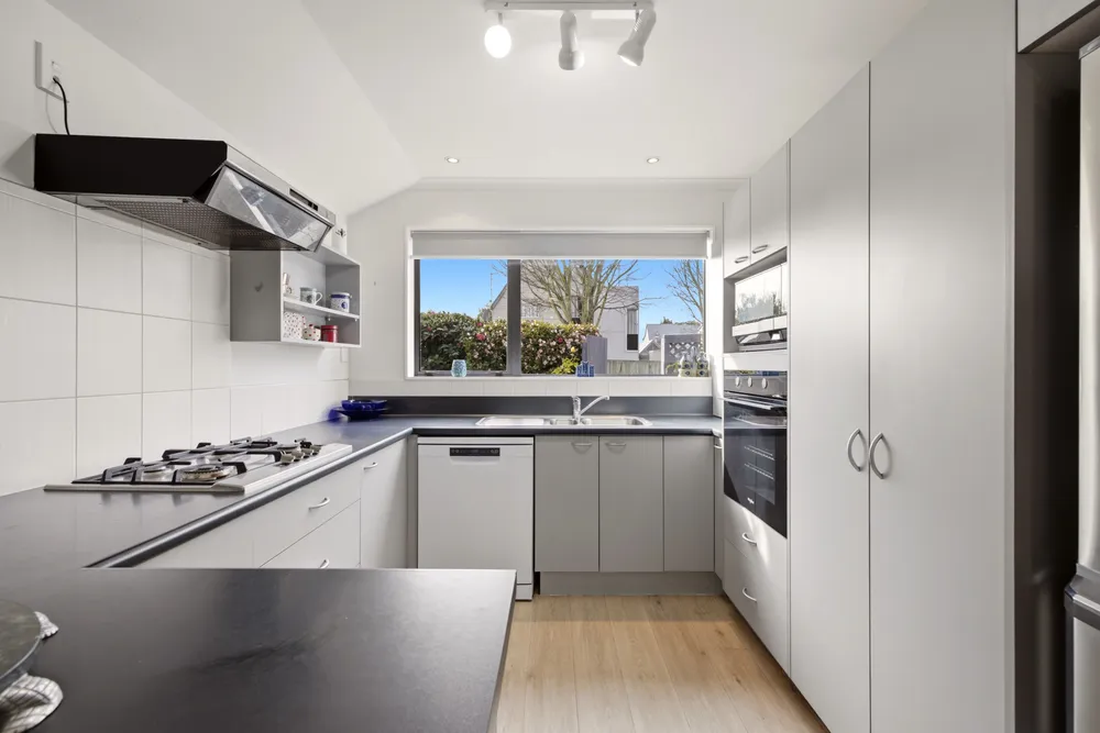 Photos of 28D Croydon Street