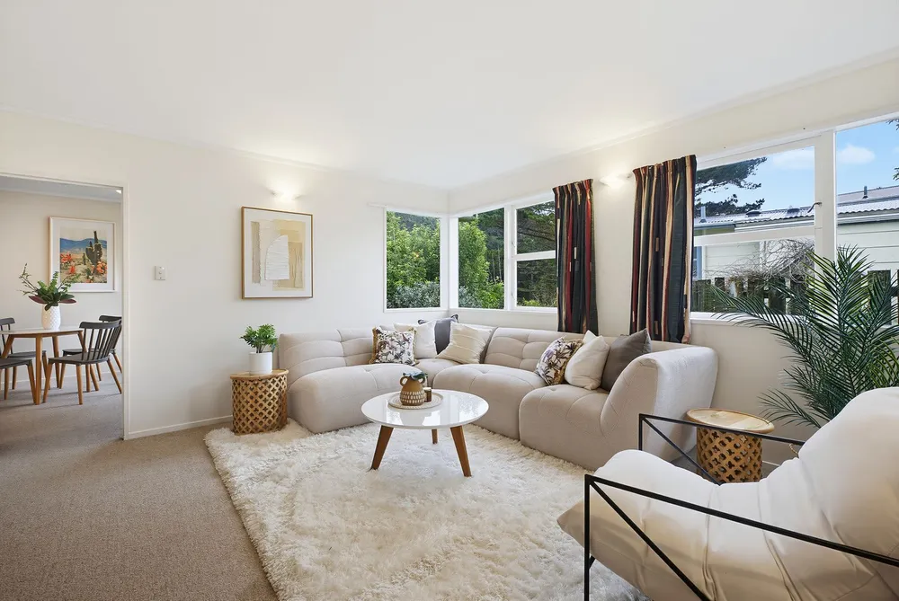 Photos of 46 Hazlewood Avenue
