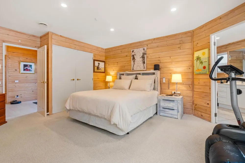 Photos of 55 Highfield Way