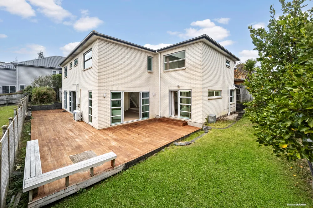 Photos of 14 Mulroy Place