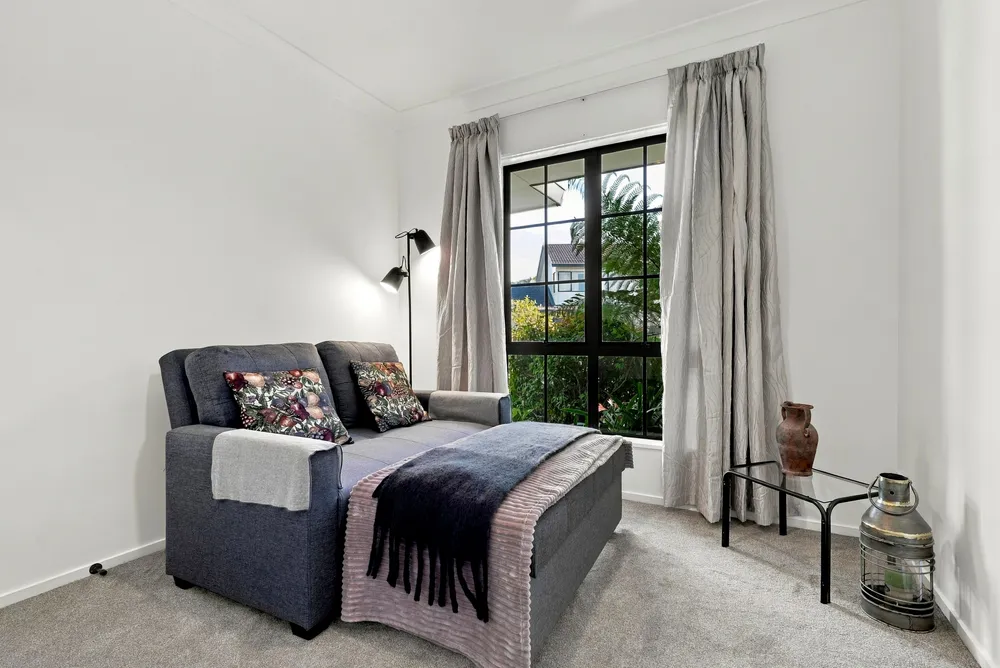 Photos of 3 Eiger Place