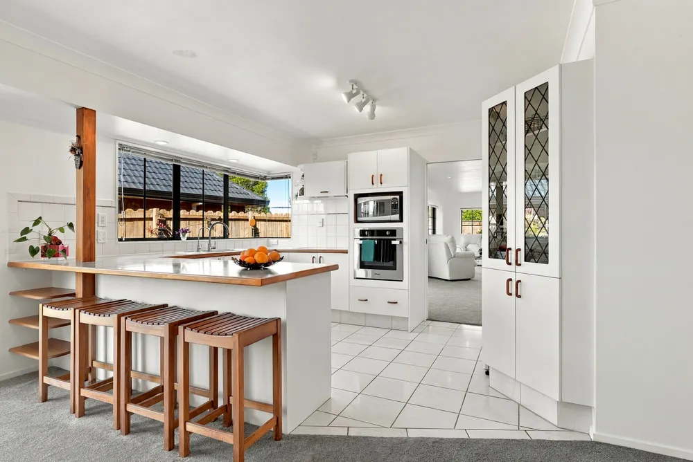 Photos of 3 Eiger Place