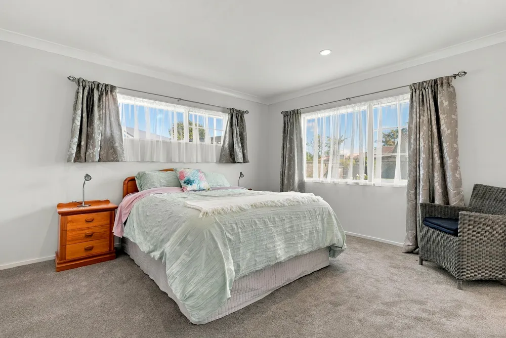 Photos of 3 Eiger Place