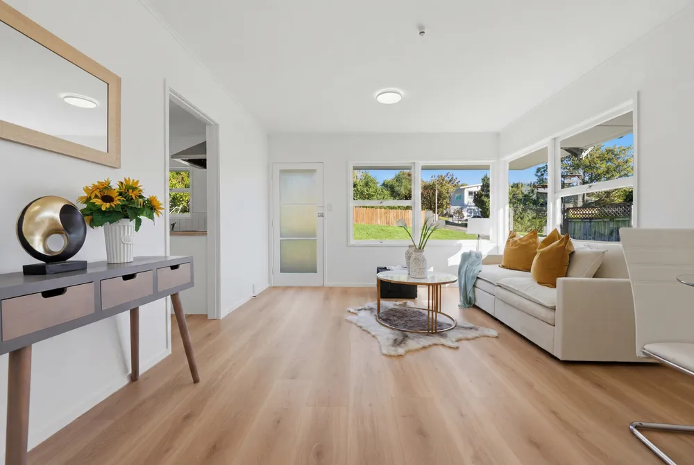 Photos of 2/5 Eban Avenue