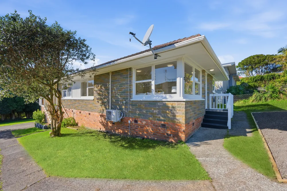 Photos of 2/5 Eban Avenue