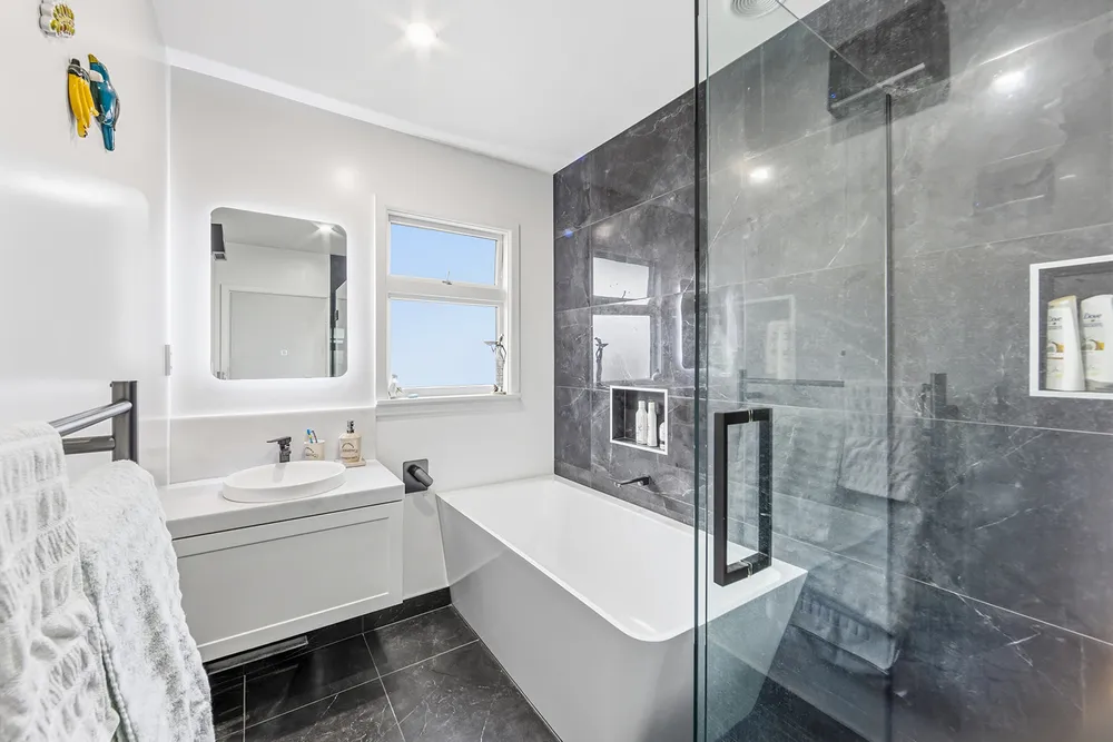 Photos of 1/148 Leinster Road