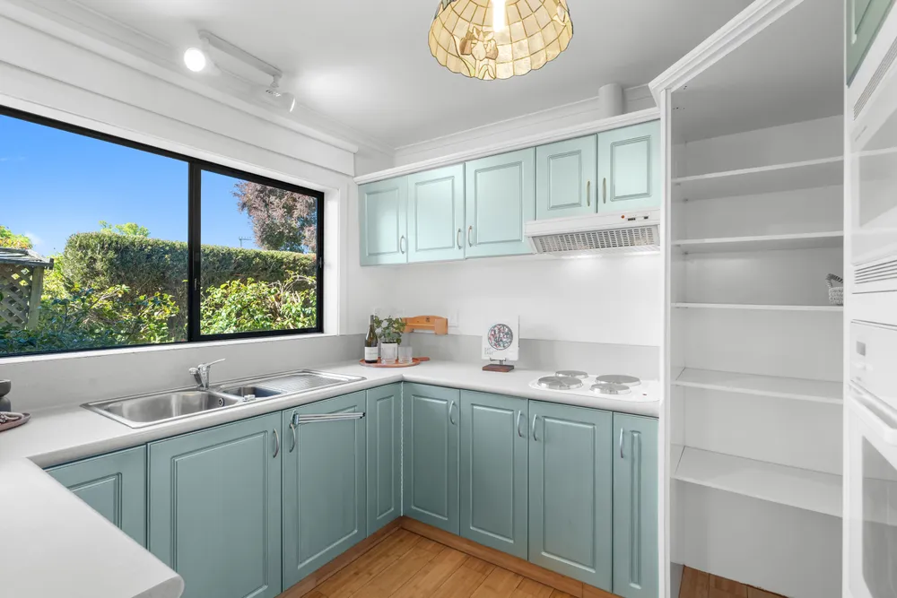 Photos of 100A Studholme Street