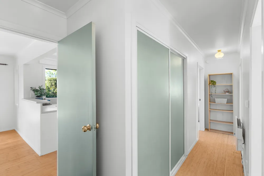 Photos of 100A Studholme Street