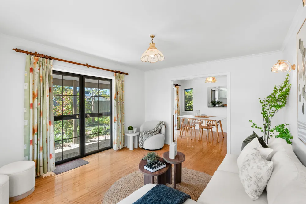 Photos of 100A Studholme Street