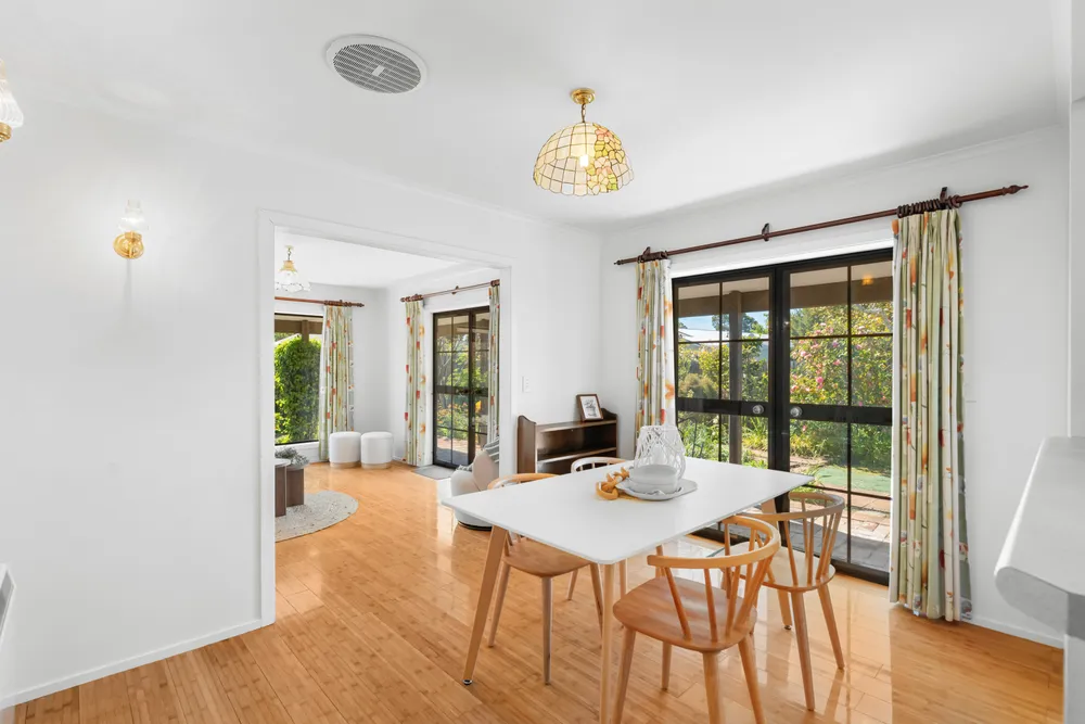 Photos of 100A Studholme Street