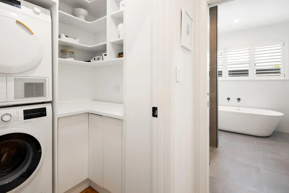 Photos of 60 Jellicoe Drive
