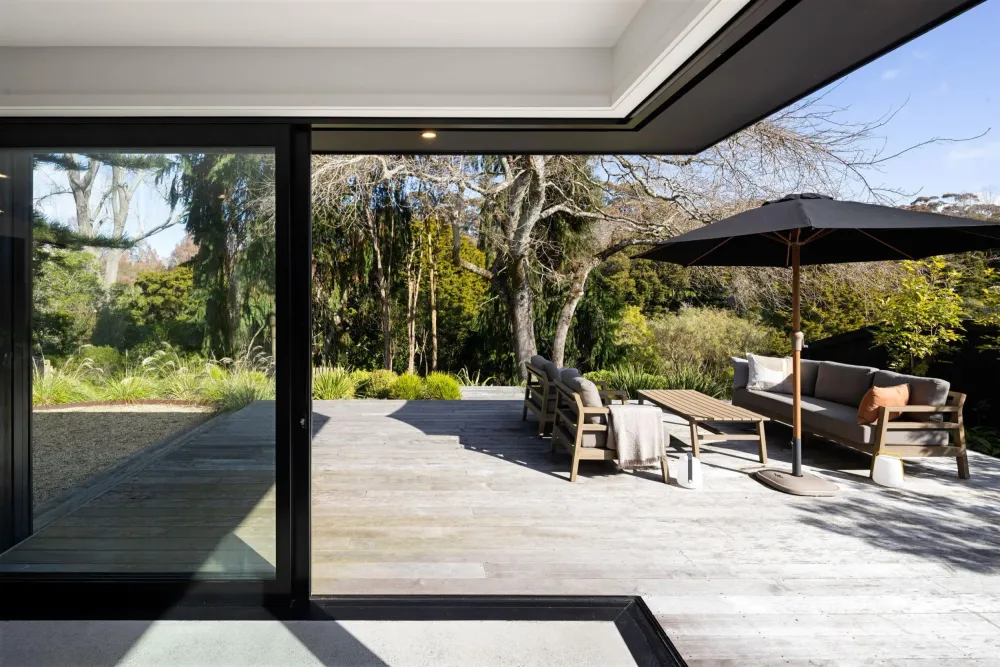 Photos of 60 Jellicoe Drive