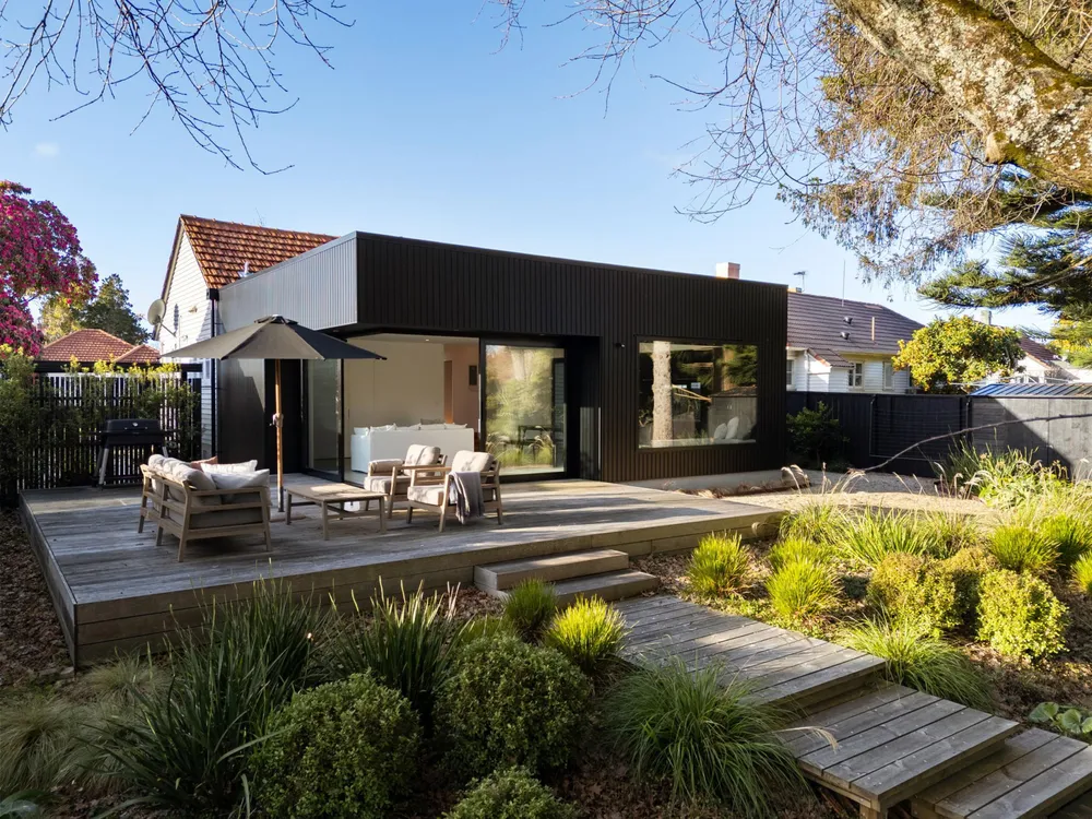 Photos of 60 Jellicoe Drive