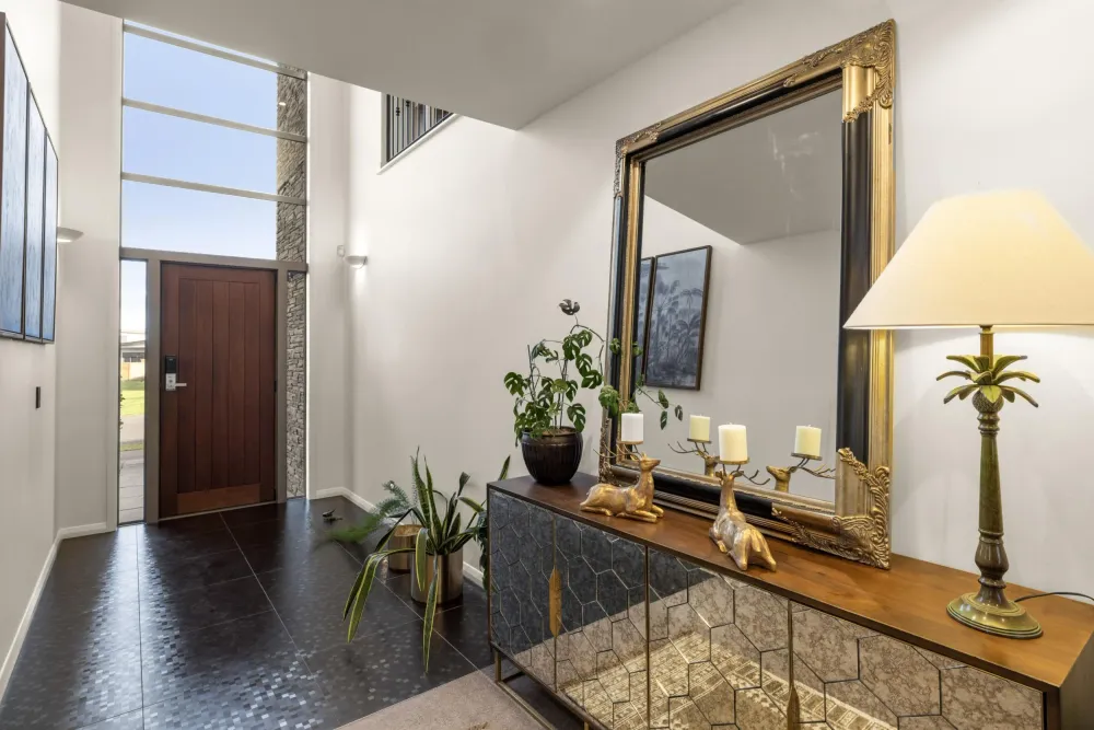 Photos of 23 Contour Avenue