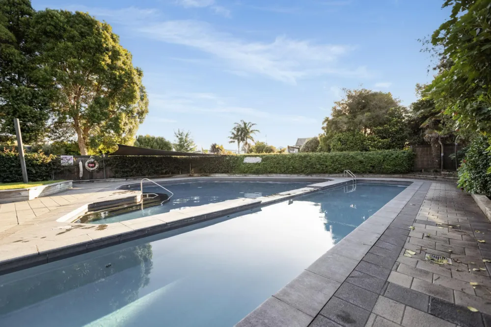 Photos of 23 Contour Avenue