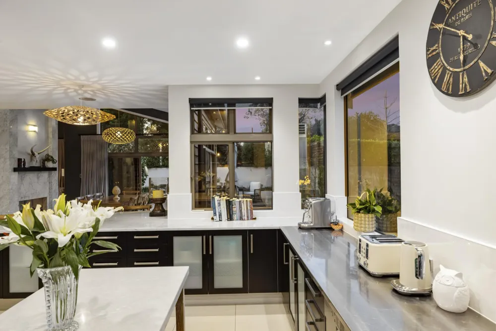 Photos of 23 Contour Avenue