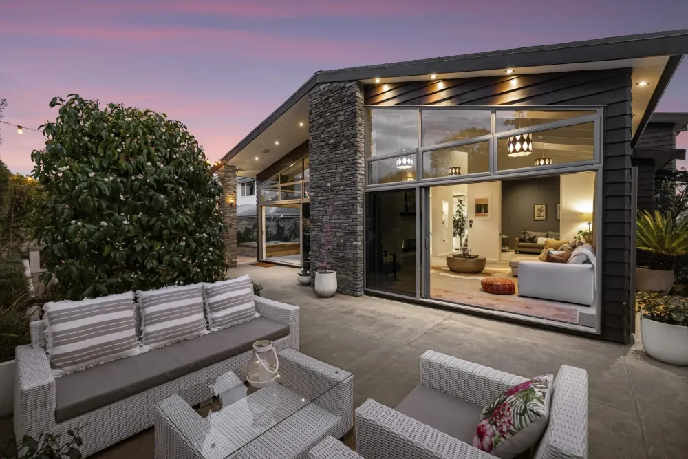 Photos of 23 Contour Avenue