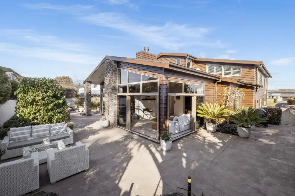 Photos of 23 Contour Avenue
