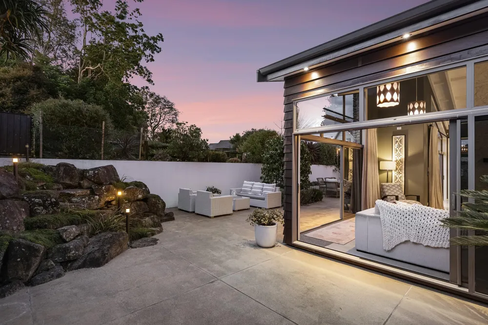 Photos of 23 Contour Avenue