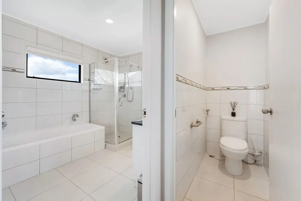Photos of 138B Bucklands Beach Road