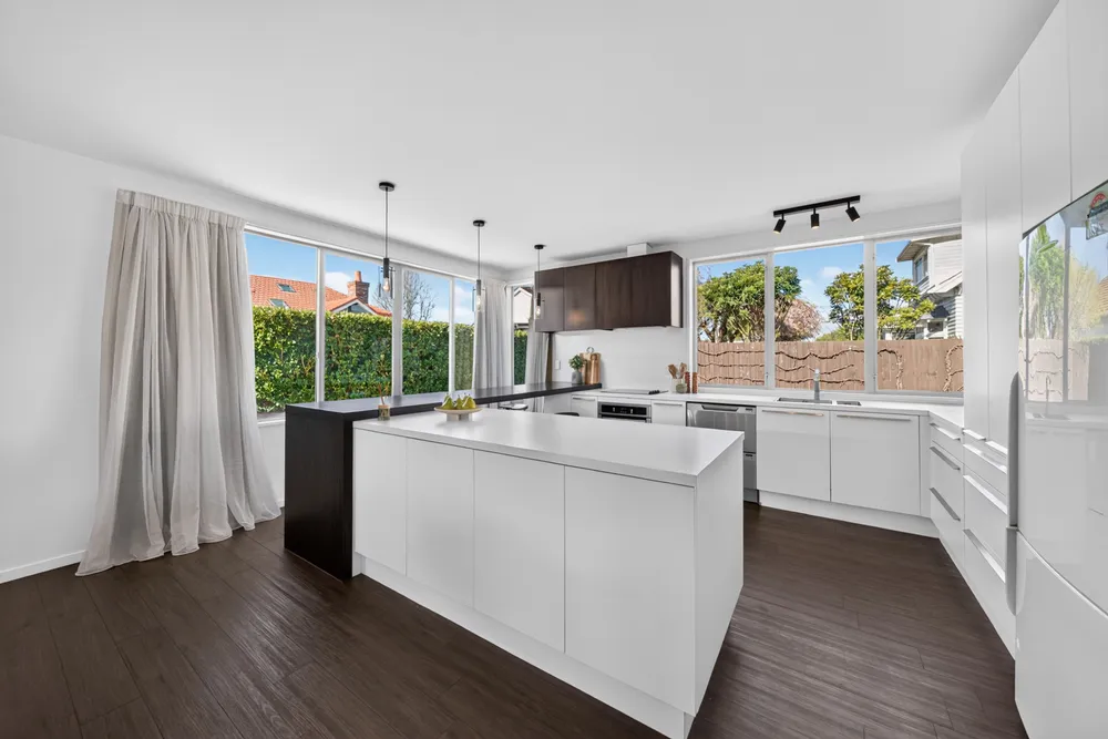 Photos of 15A Ensors Road