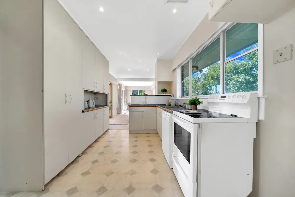 Photos of 8 Goad Crescent