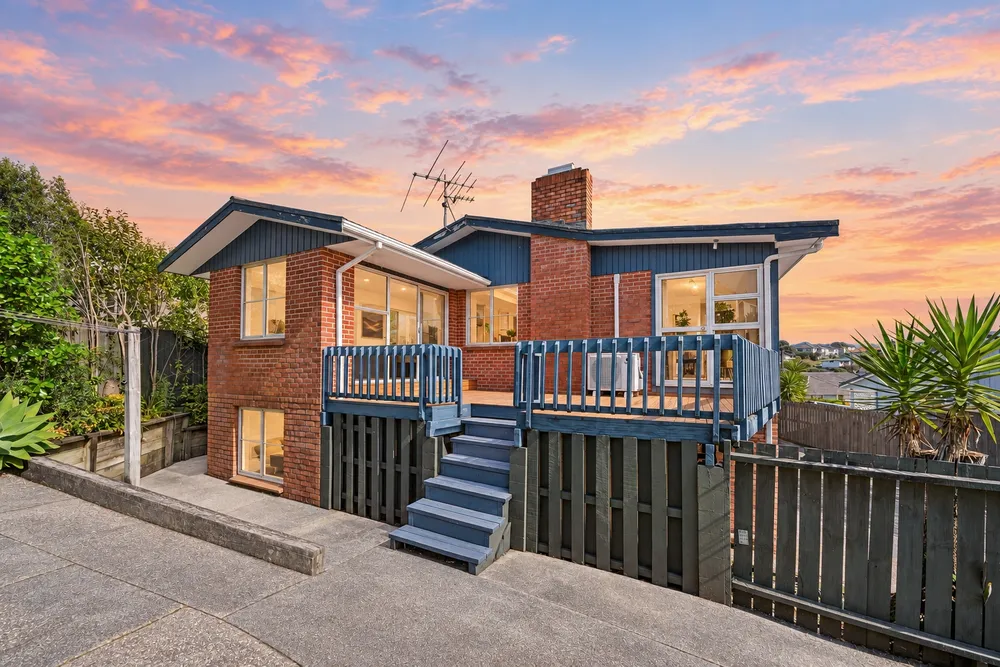 Photos of 8 Goad Crescent
