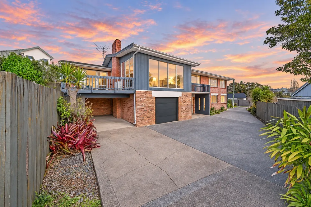 Photos of 8 Goad Crescent