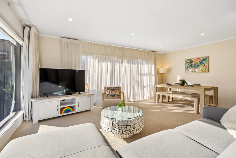 Photos of 4/47 Atkin Avenue