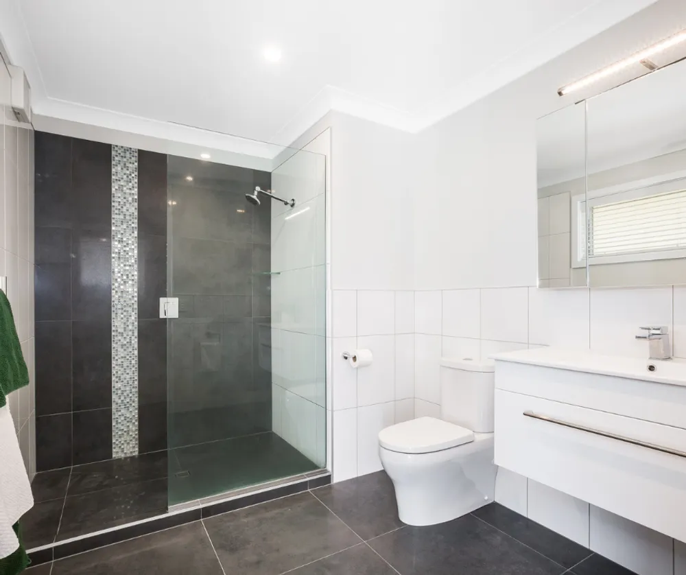 Photos of 145 Endeavour Drive