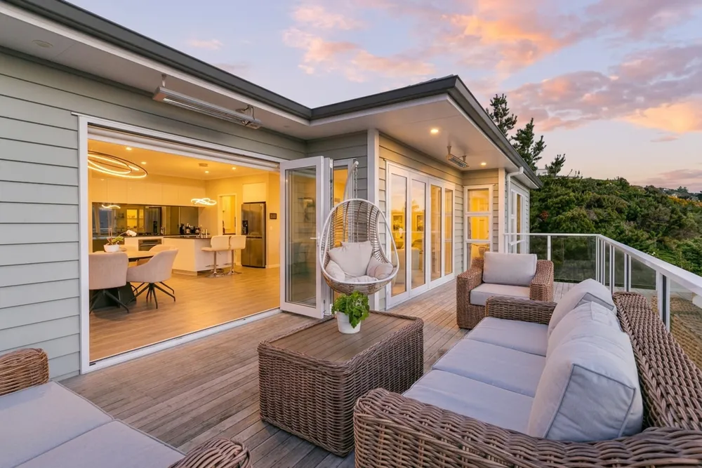 Photos of 145 Endeavour Drive