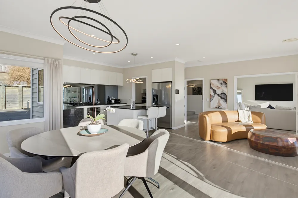 Photos of 145 Endeavour Drive