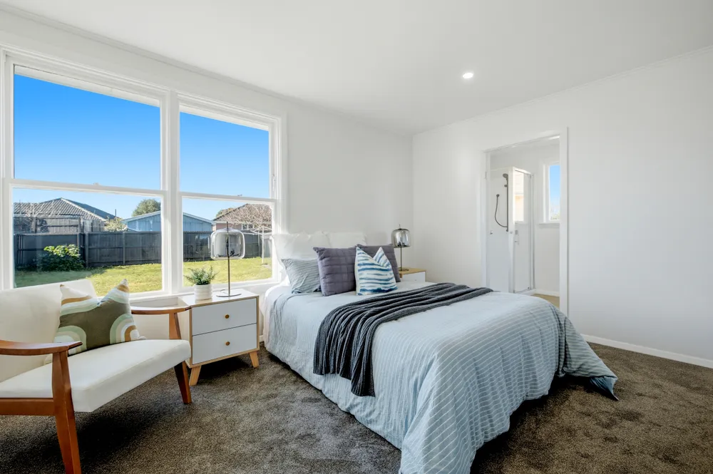 Photos of 14 Ealing Street