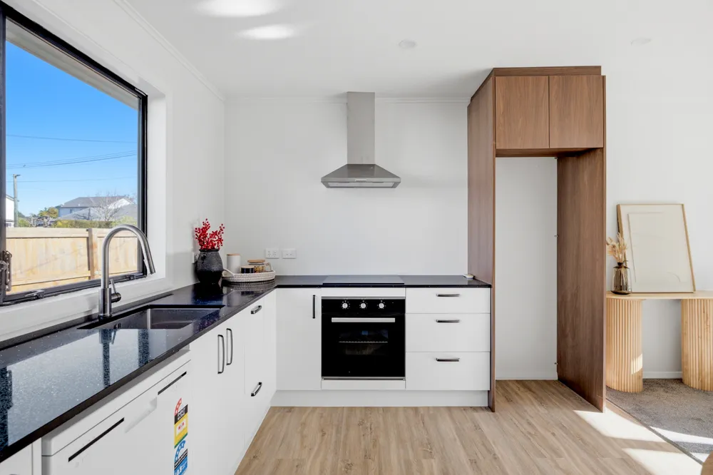 Photos of 14 Ealing Street
