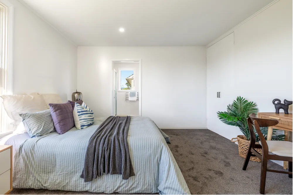 Photos of 14 Ealing Street