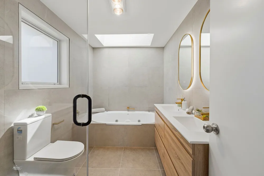 Photos of 60 Hogarth Rise