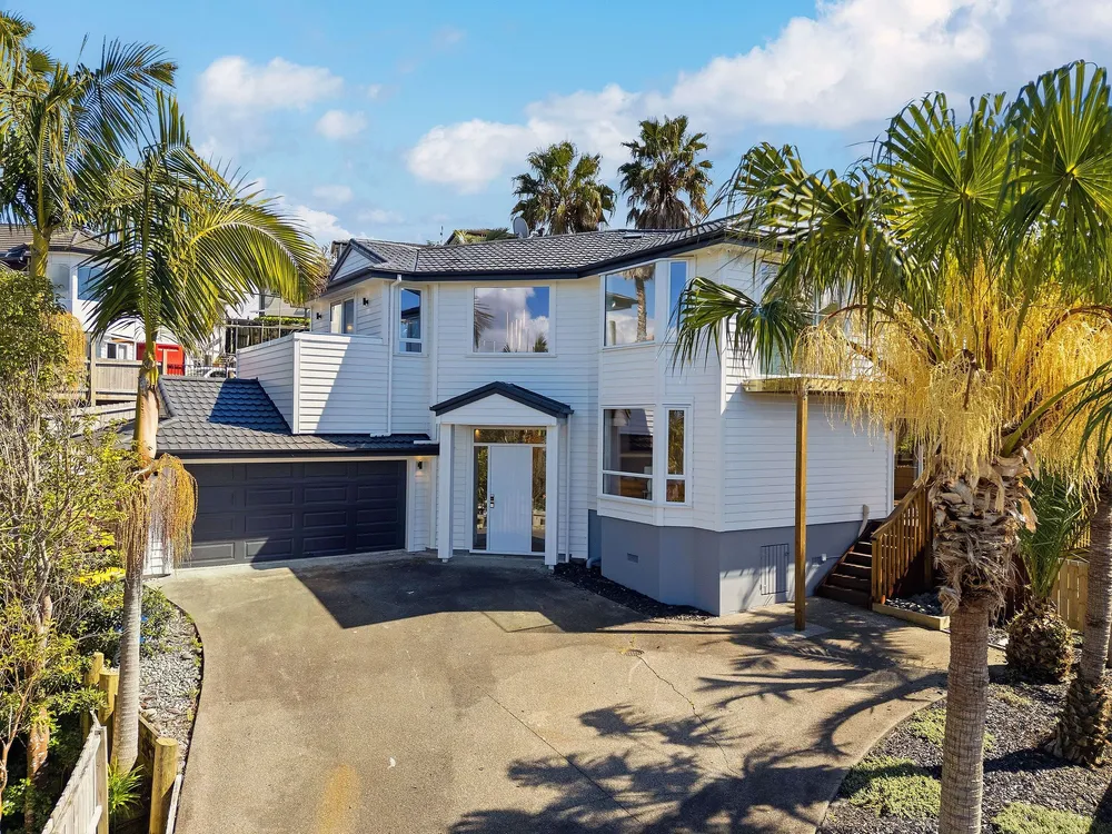 Photos of 60 Hogarth Rise