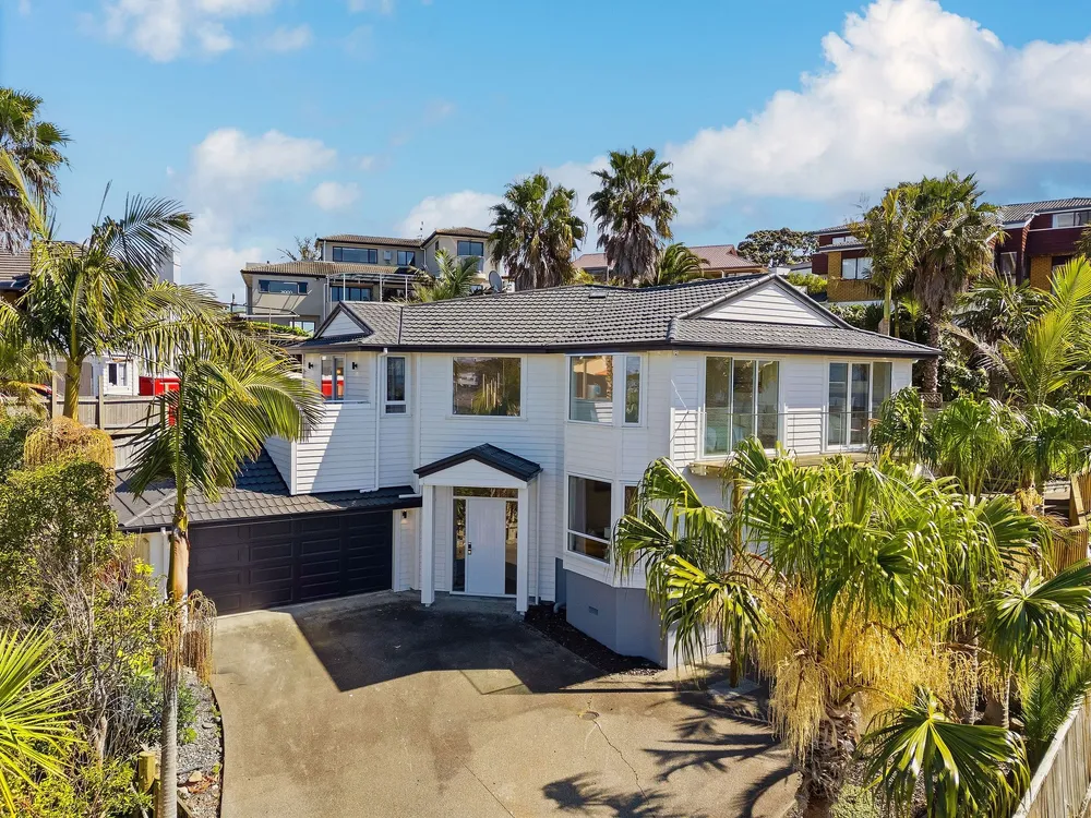 Photos of 60 Hogarth Rise
