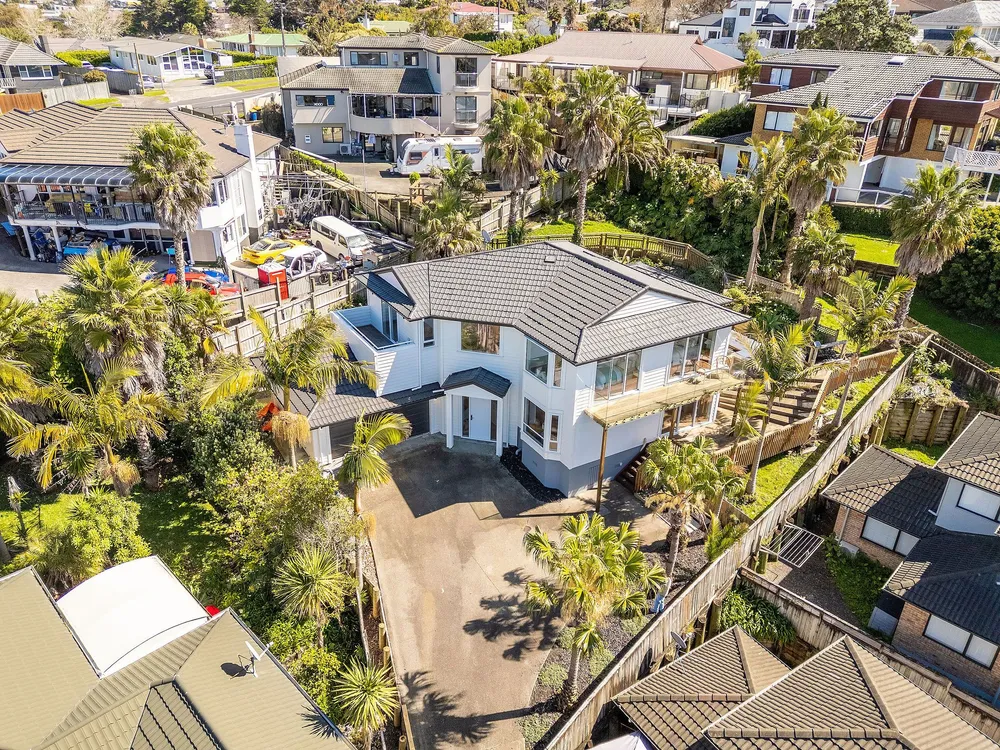 Photos of 60 Hogarth Rise