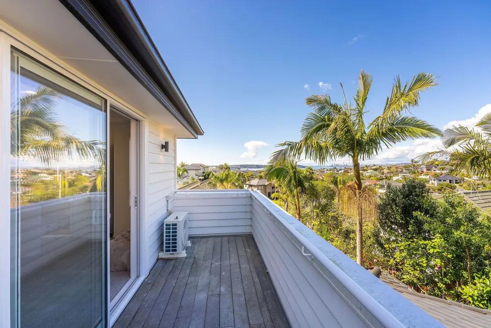Photos of 60 Hogarth Rise