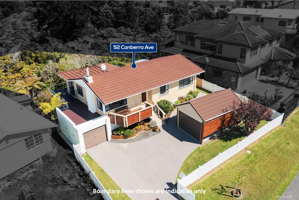 Photos of 52 Canberra Avenue