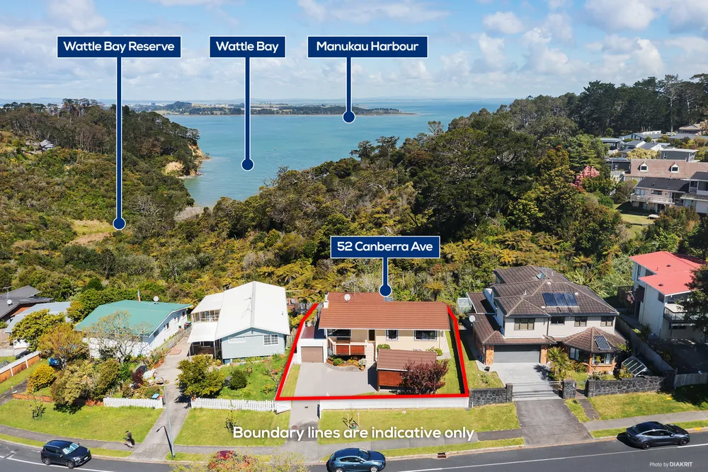 Photos of 52 Canberra Avenue