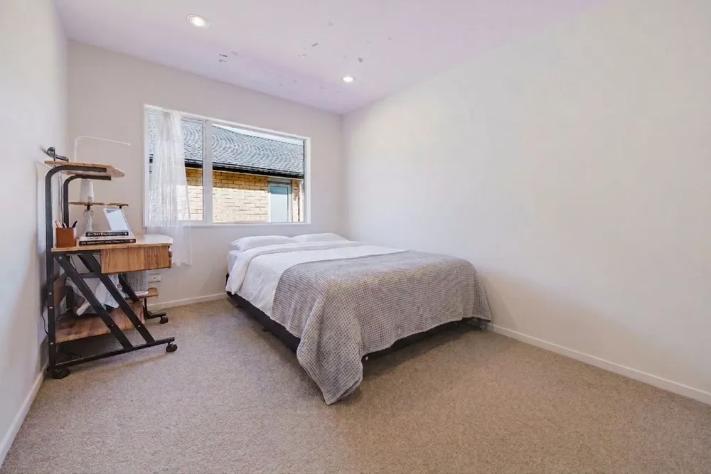 Photos of 10 Helianthus Avenue