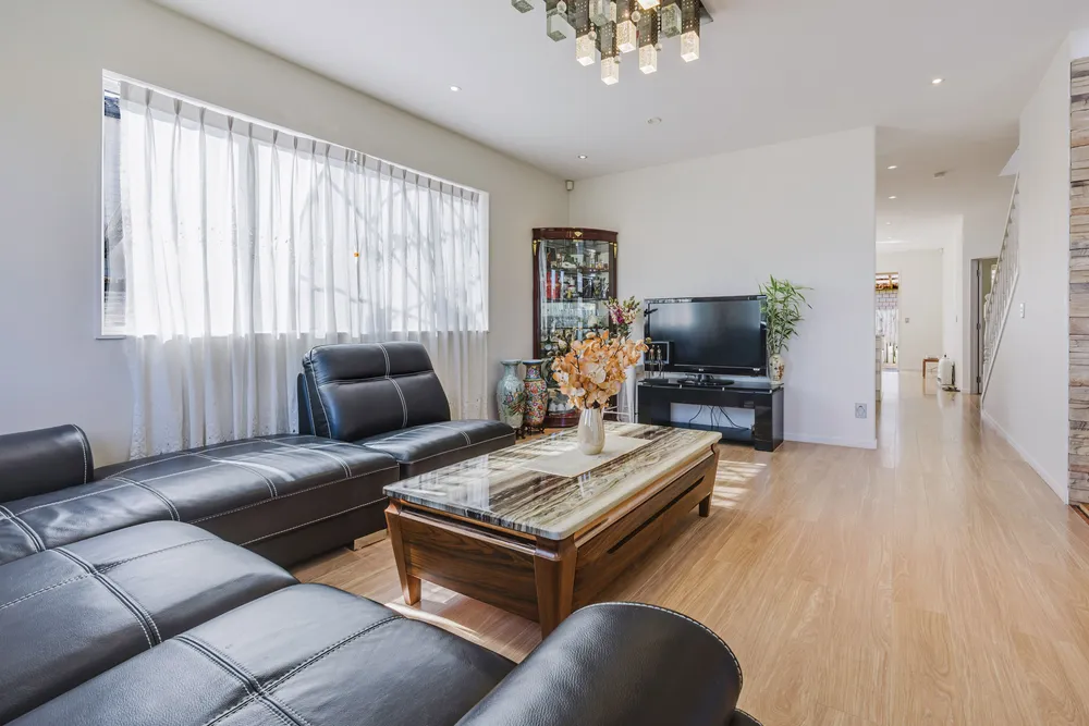 Photos of 10 Helianthus Avenue